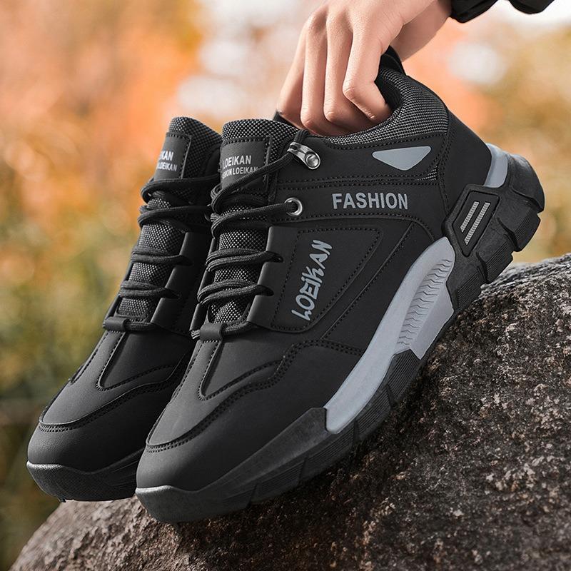 Shoes for Man's Outdoor Hiking Mountaineering Shoes Soft Soled Non-slip Wear-resistant Fad Tooling Men's Shoes Zapatillas Hombre