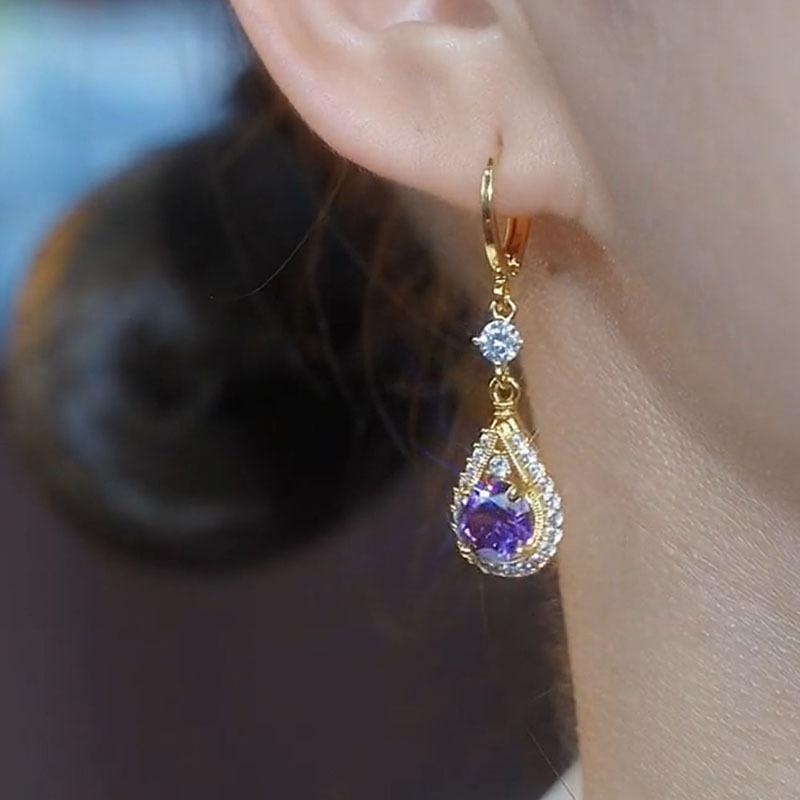 Brincos femininos da moda