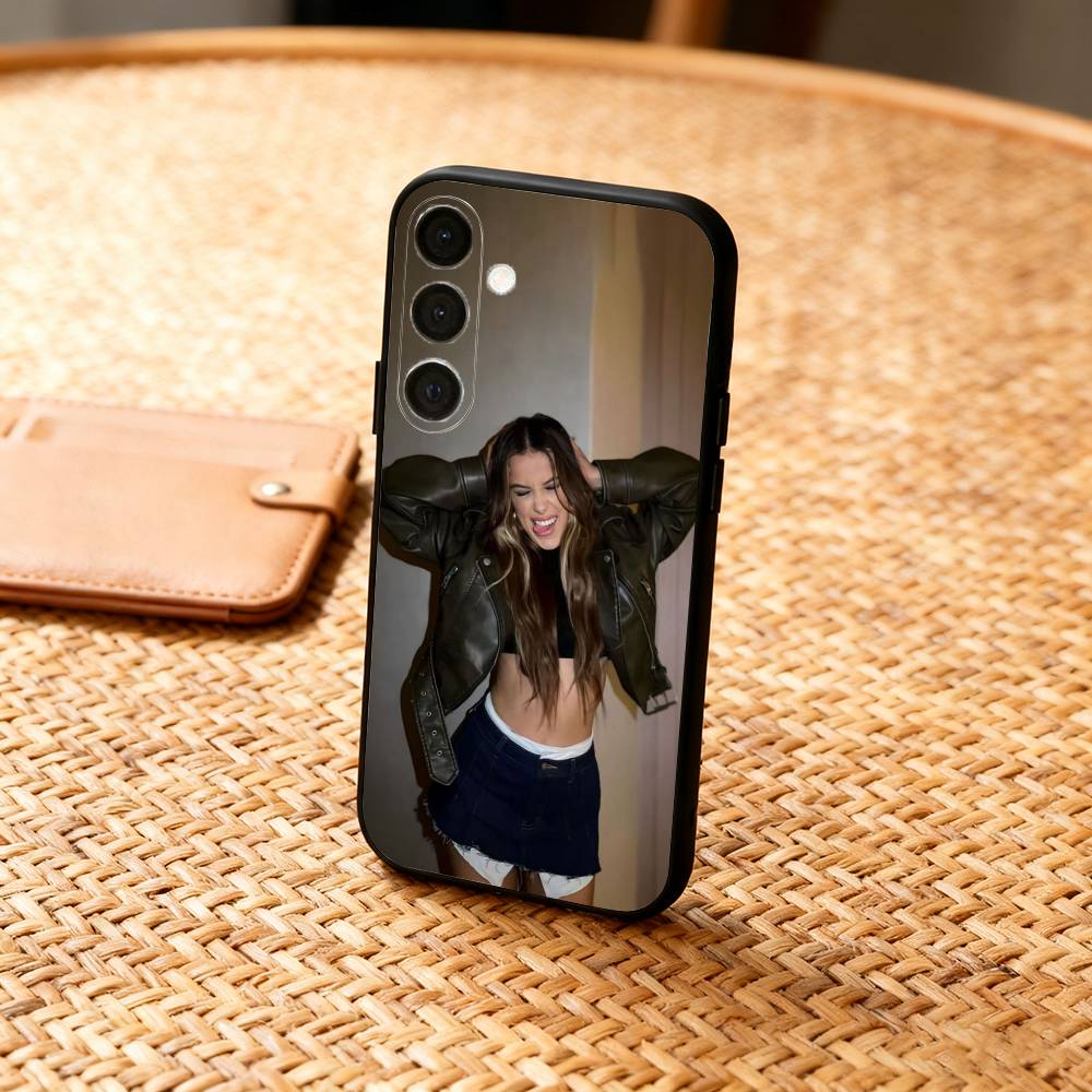 Singer MMB M-Millie Bobby B-Brown Phone Case For Samsung A73,72,71,A52,51,40,41,A22,A32,31,A13, Soft Black Shell