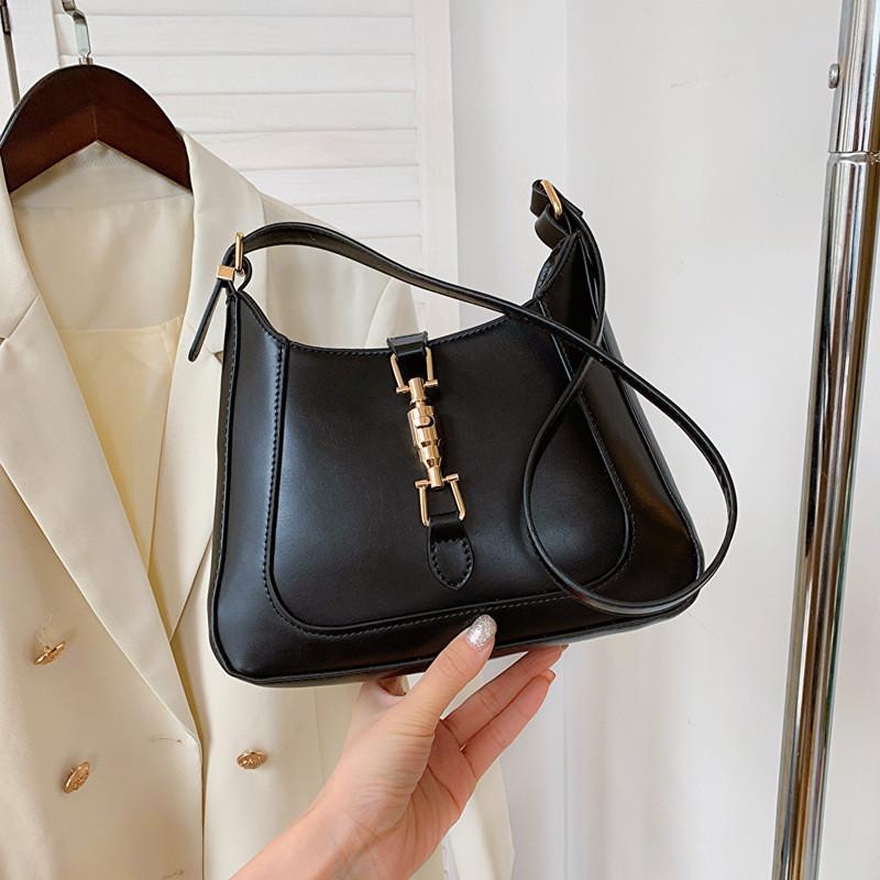 Stylish Retro Baguette Bag For Women With Chic Design And Spacious Interior In Brown And Beige чёрный