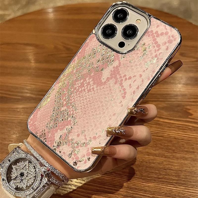 Suitable for Apple 15promax Phone Case with Snake Skin Texture, IPhone14 Full Cover 13/12 Creative Female Case