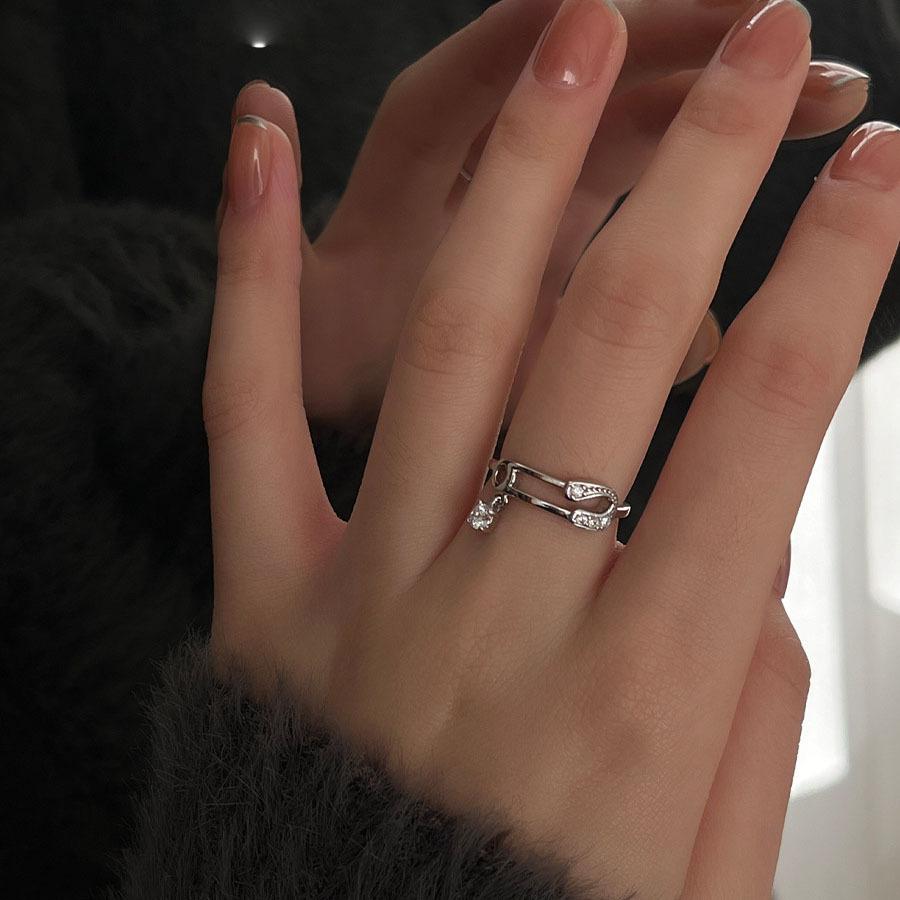 Japanese and Korean Fashionable and Personalized Index Finger Ring, Niche and Versatile, Sweet Pin Rings for Women