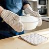 Plaid Heat-Resistant Kitchen Gloves Set