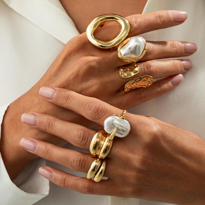Vintage Flower Pearl Gold Plated Adjustable Ring Set for Women Open Finger Elegant Design for Gifts and Special Occasions