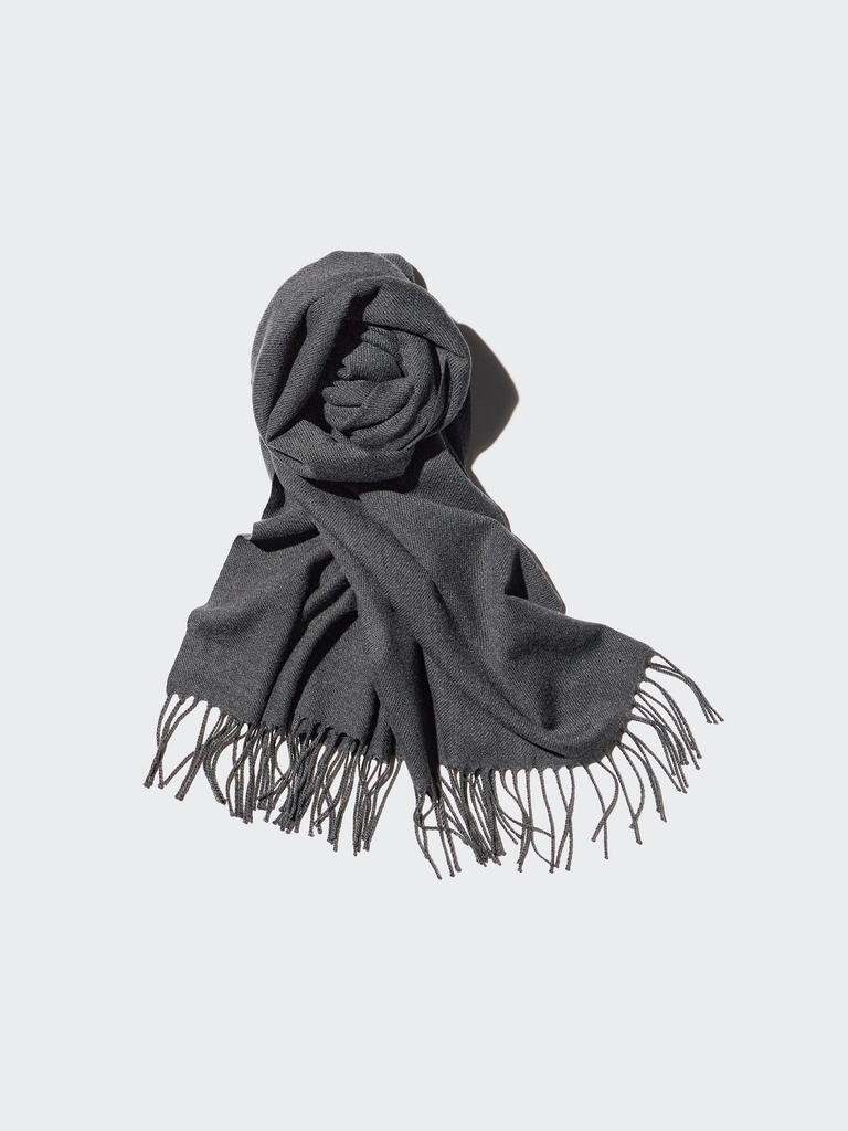 Uniqlo Heattech Scarf