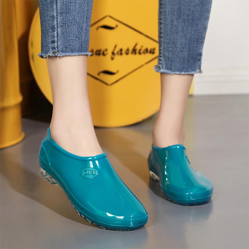 Women's Non-Slip Waterproof Low-Cut Rubber Rain Shoes for Kitchen, Short Slip-On Flats for Summer
