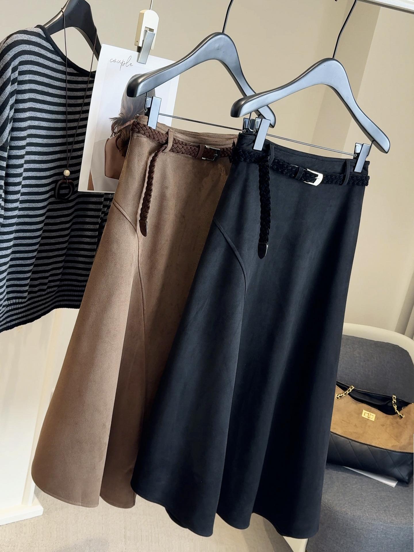 

Women s Retro Suede A-Line Midi Skirt - 2025 Autumn/Winter, High Waist, Draping, Versatile Large