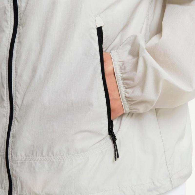 New Balance Windschutzscheibe Lqj Nbnae21013 36 Uni Essential Small Logo Leichte Windschutzscheibe