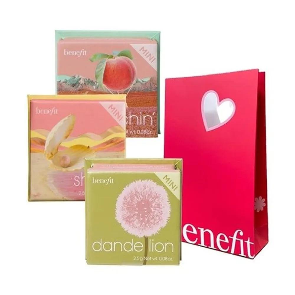 Румяна Benefit Mini (Выбрать 1 из 3) Dandelion Mini