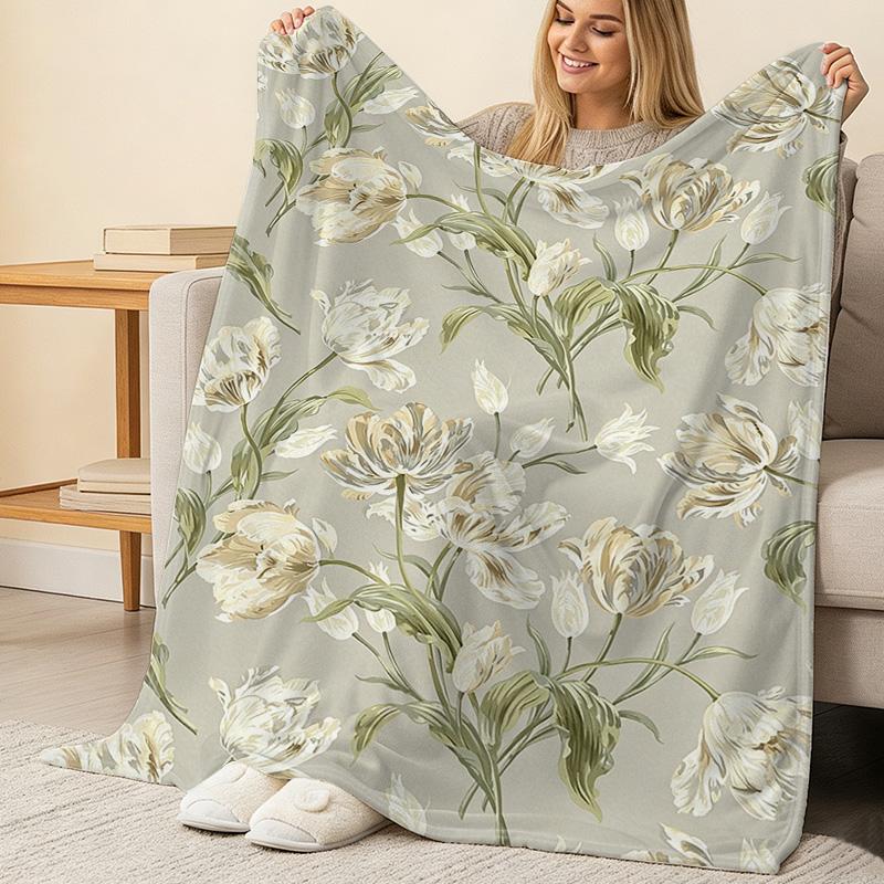 Soft Flannel Fleece Throw Blanket High Density Velvet Feel, Cozy Warm, Elegant Floral Design, Ideal for Home Leisure, Christmas & Halloween