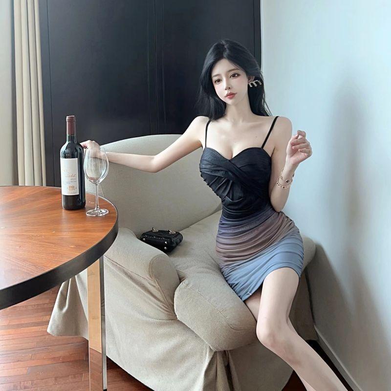 Temperament Sexy Suspender Dress Gradual Change Niche Simplicity High Sense Slim Waist Hip Skirt Summer New Women