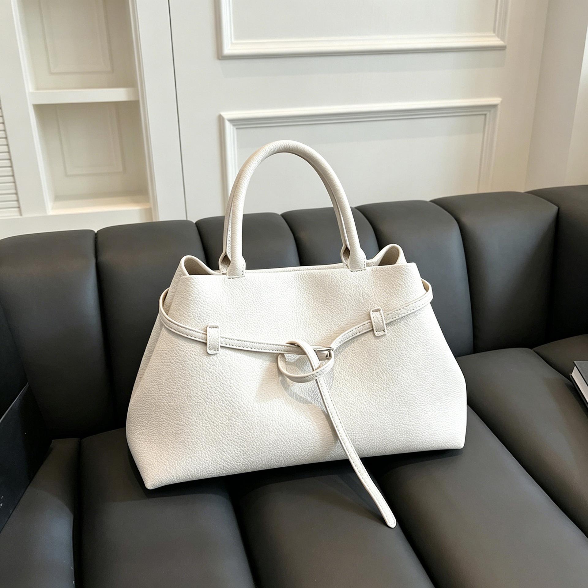 Popular Soft Leather Commuter Large Capacity Handbag, Single Shoulder Tote Bag Trend белый