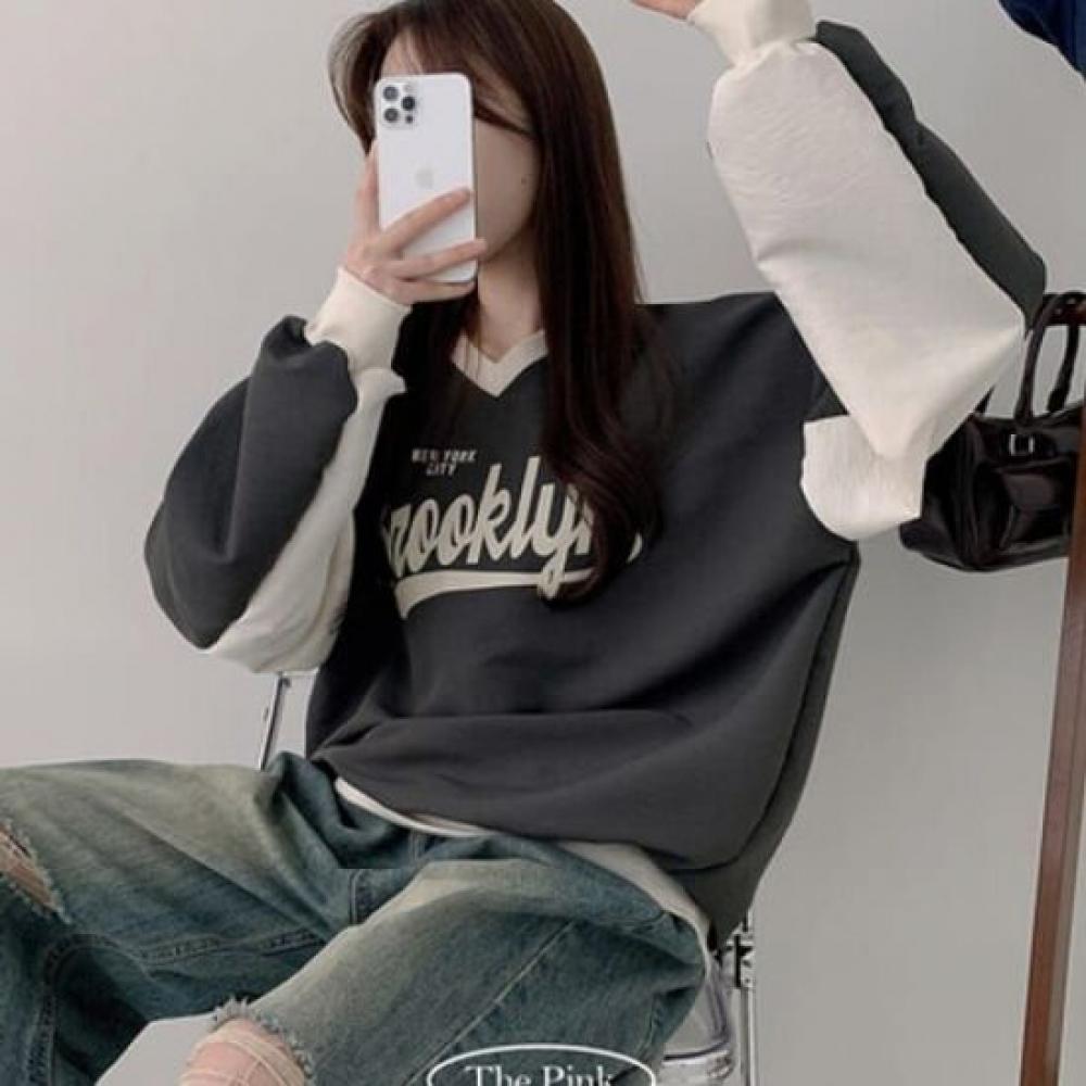 The Pink OVersized V Neck Nylon Color Block Printed Sweatshirt