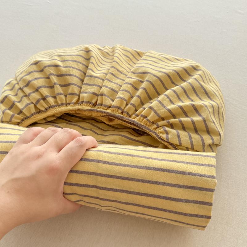 Pure Cotton Yarn-Dyed Washed Fitted Sheet: Non-Slip, Dustproof, Skin-Friendly Mattress Protector 3-Piece Set.