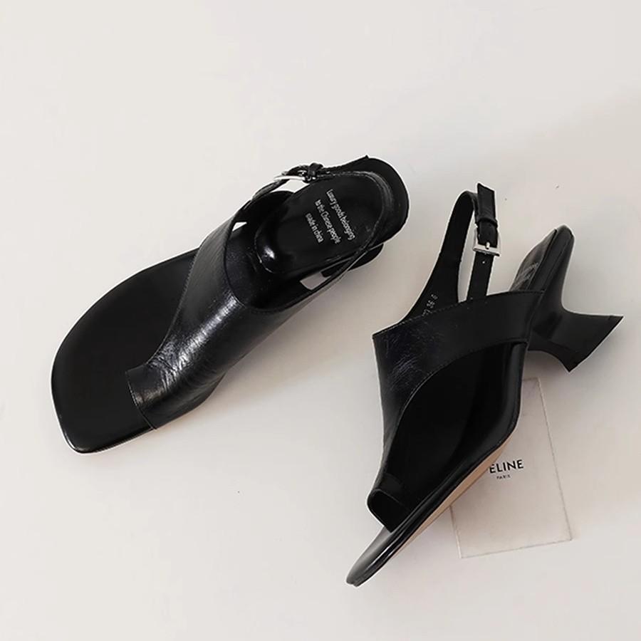 Verze z měkké kůže~ Design silné podpatky vysoké podpatky 2025 léto francouzské retro čtvercová špička kryt prstů sandály dámské svrchní oblečení