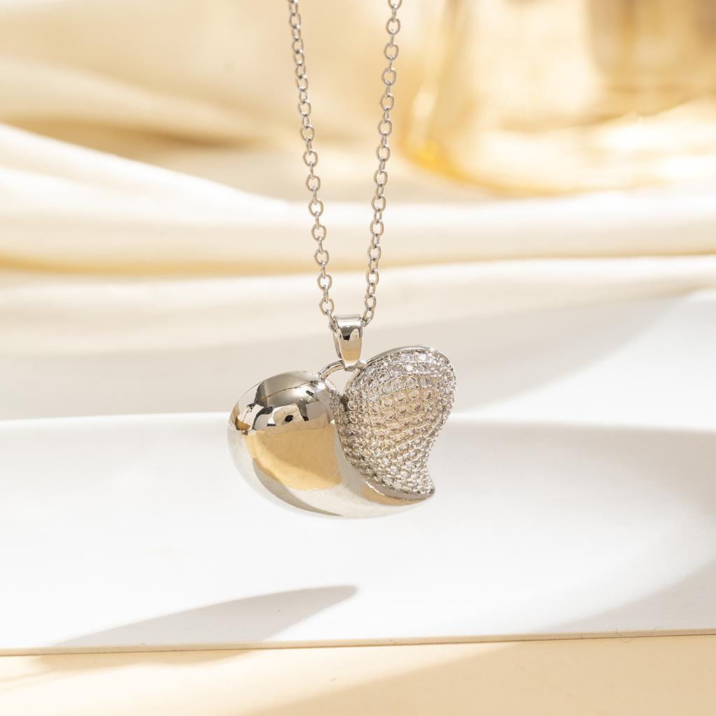 Small Heart Zircon Pendant Necklace For Women Minimalist Fashion Collarbone Chain Dainty Love Design