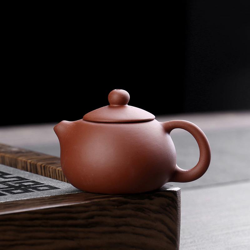 Mini Yixing Zisha Teapot Set with Tea Pet Ornament - Small Ceramic Chinese-Style for Wealth Attraction