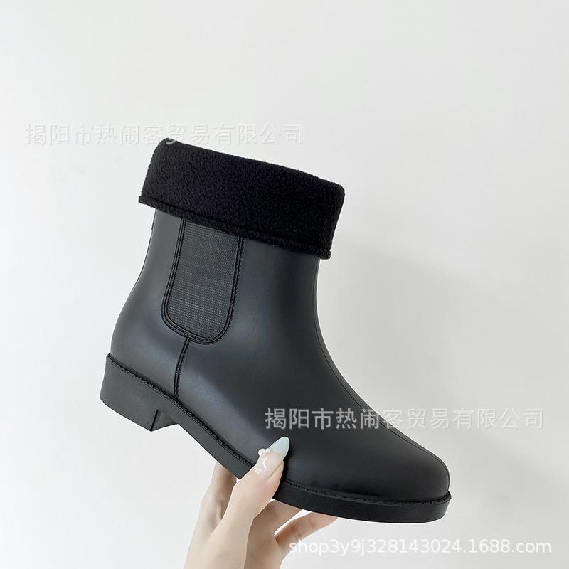 British outdoor women's rain shoes non-slip wading shoes medium tube rain boots home waterproof cleaning rubber shoes cotton warm women's shoes
