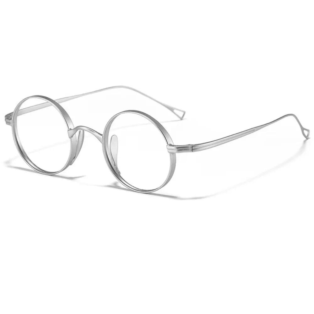 

Latest Pure Titanium Optical Glasses Frame Retro Simple Design Eyeglasses Frames Classic Oval Shape Eye Decoration