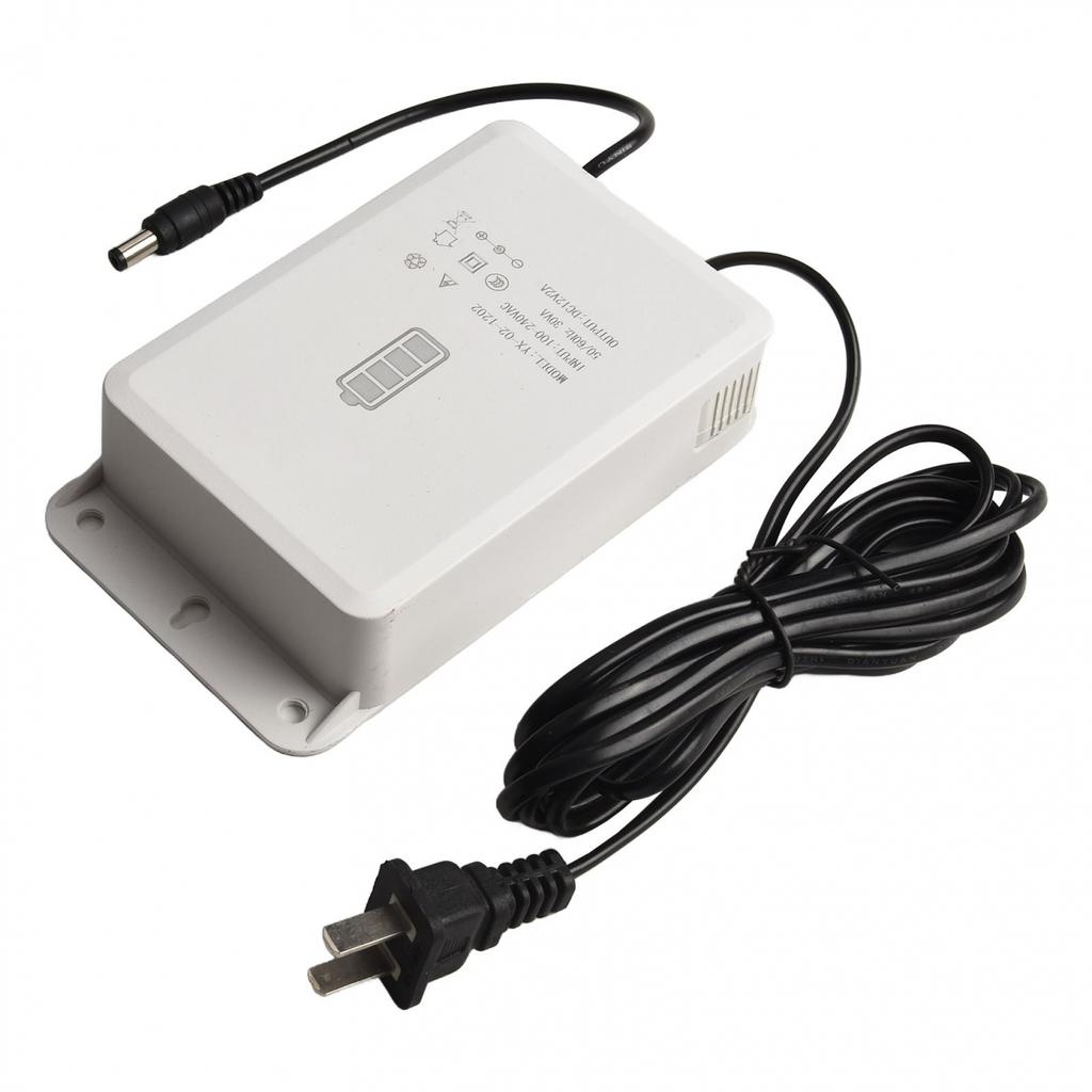 12V2A Monitoring Camera Power Adapter with Uninterrupted Power Delivery