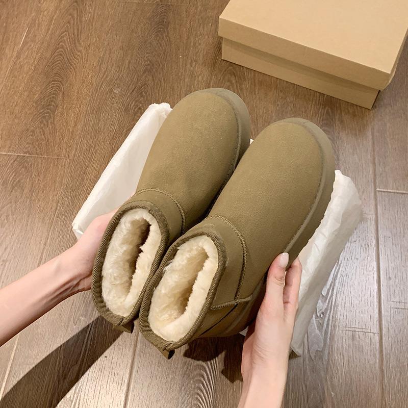 Popular short snow boots women's winter, new thick-soled versatile velvet thickened warm cotton shoes