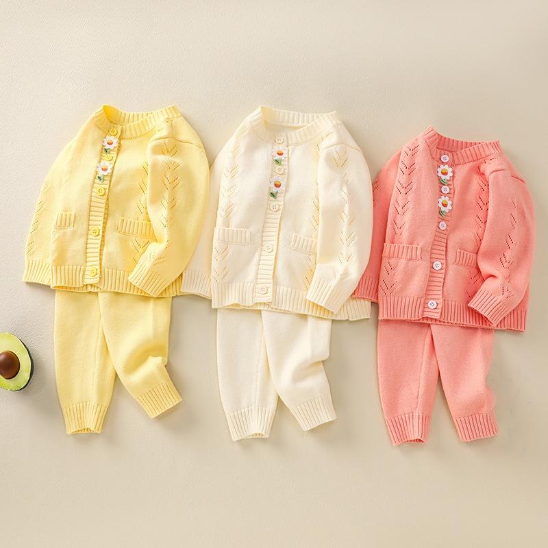 Spring and Autumn Girls Comfortable Knitted Cardigan Set Casual Baby Sweater