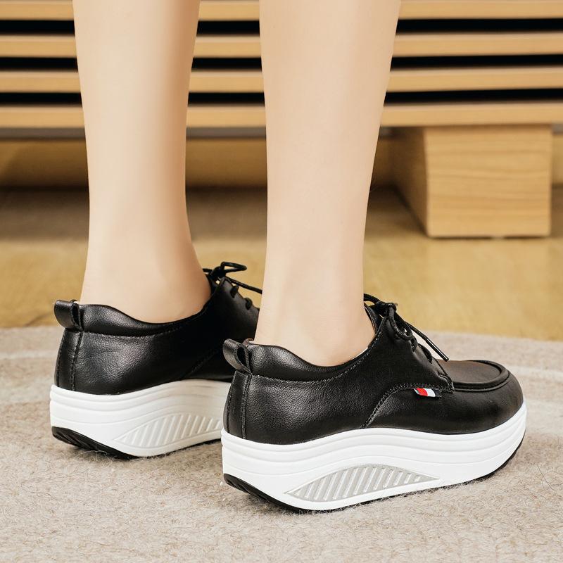 Mom Shoes Spring and Autumn New Casual Soft-soled Medium Sports Shoes Thick-soled Heightening Shoes