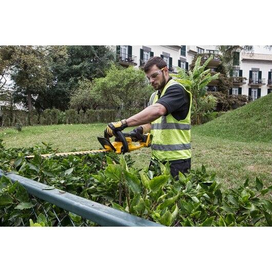 Battery Hedge Trimmer 55Cm 18V 1*5.0Ah - Dw Dcm563P1