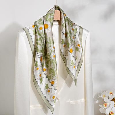 1116 Spring New Clear Green Printed Silk Scarf Women's 111% Mulberry Silk Square Scarf Women's Day Gift