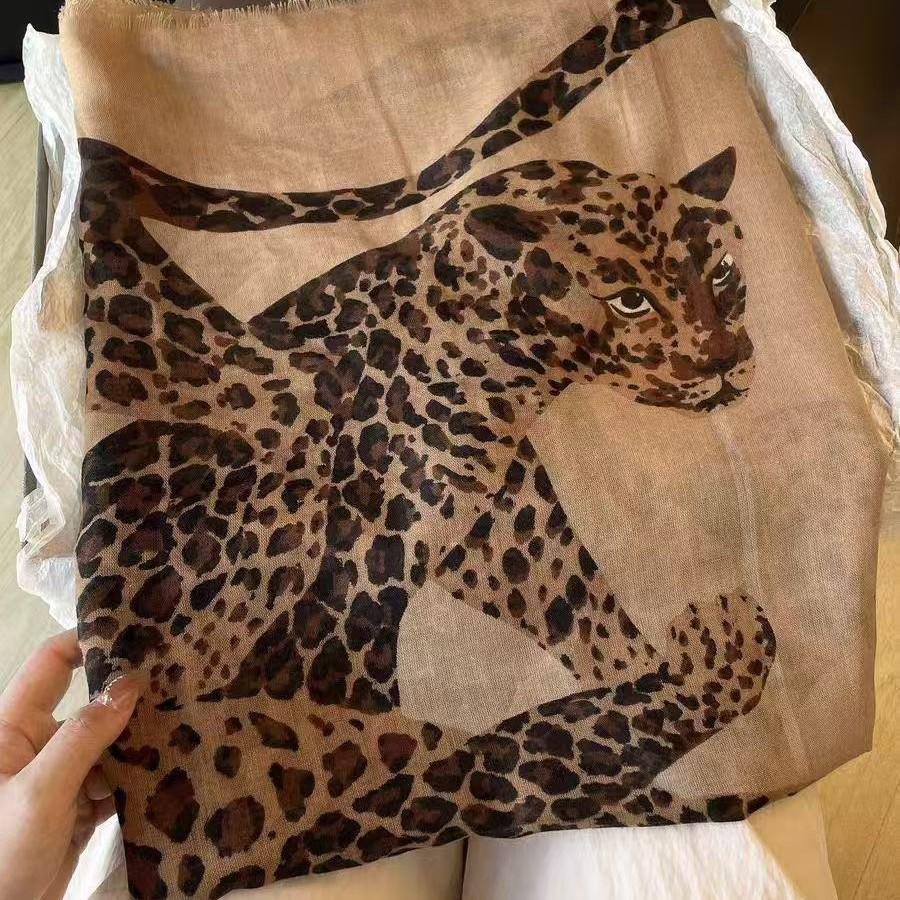 New Cotton Linen Scarf for Women, Leopard Print Long Wrap, American Style, Cashmere Thin, Spring/Autumn Warmth Neck Protection
