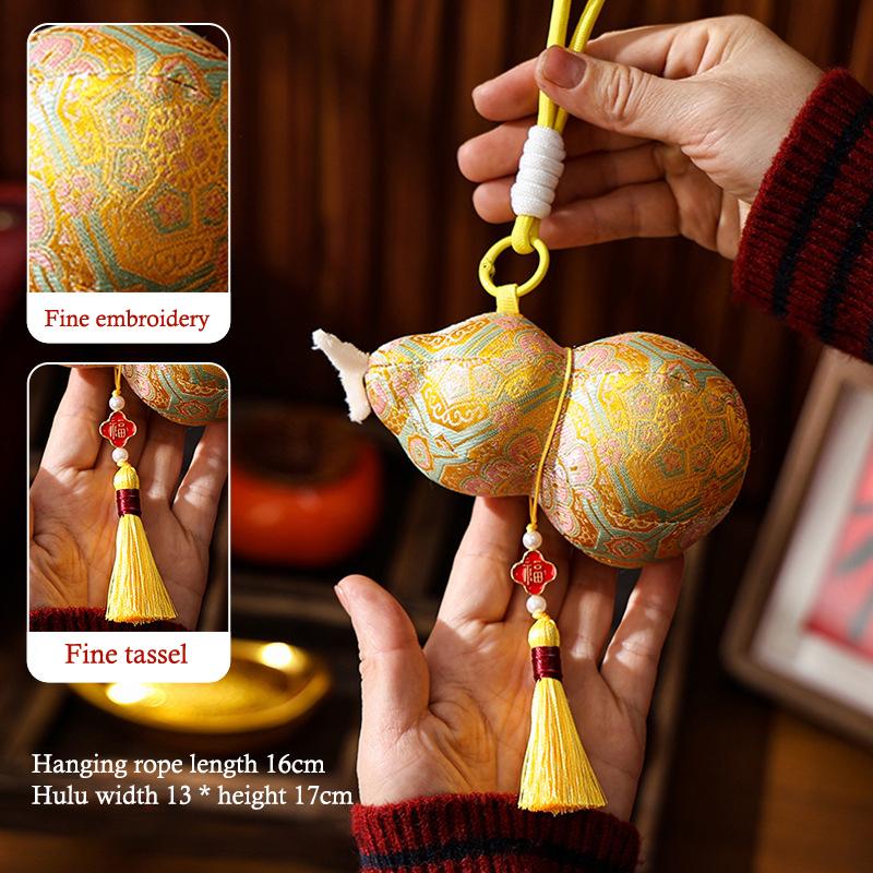 

2026 Horse Year Vintage Charm Ancient Style Zodiac Car Ornament Cute New Year Mascot Gift A6