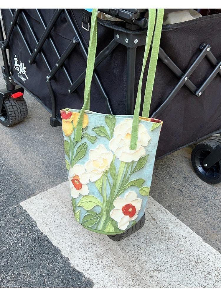 

Creative Illustration Art Bag Watercolor Oil Painting Flowers Advanced Sense Crossbody Folds Hand Carrying Bucket, Portable