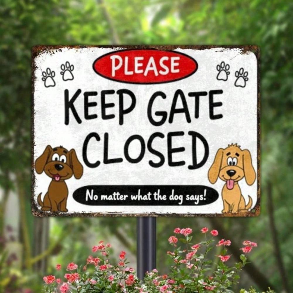 Metal Dog Gate Sign for Garden and Home