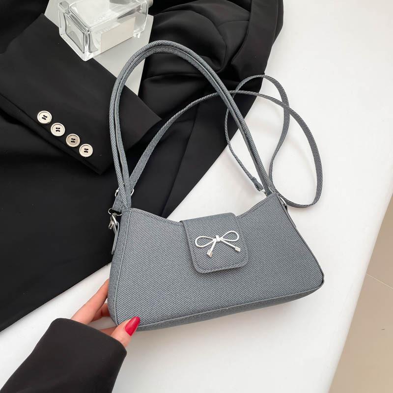 Bow Foreign Style Niche High-end Baguette Bag 2025 Spring New Women's Bag Fashion Single Shoulder Casual Armpit Bag