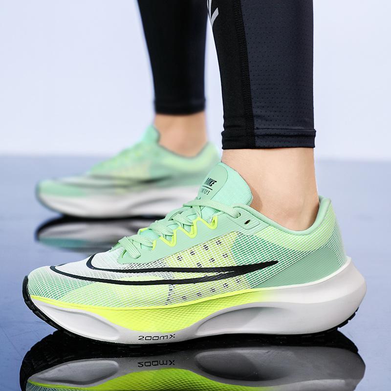 Men'S New Sports Shoes Four Season Outdoor Fashion Versatile Comfortable Height Increasing Anti Slip Wear-Resistant Sports Shoes