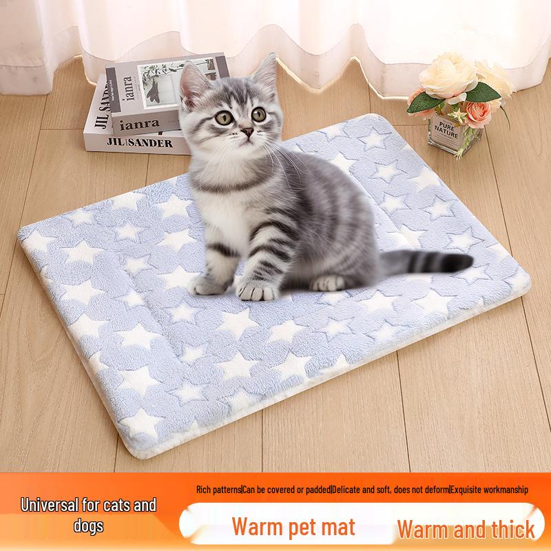 Cozy Pet Mat: Thick Warm Blanket & Bed for Dogs & Cats - Perfect for Winter, Autumn - Available In Small, Medium & Large Sizes