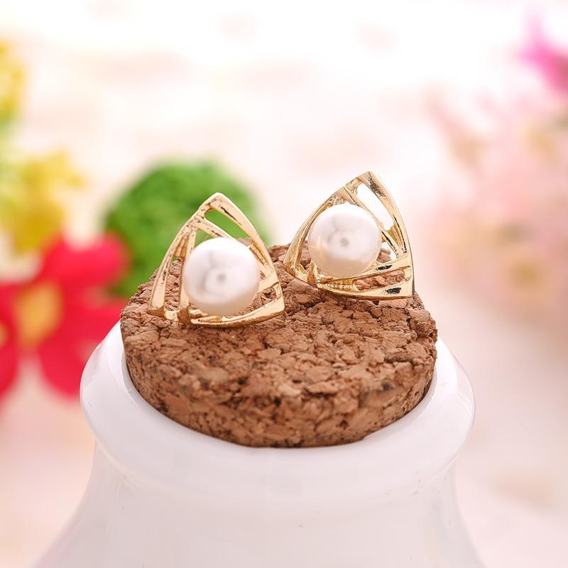Stud Earrings Fashion Pearl Stud Earrings, Trinket Accessories