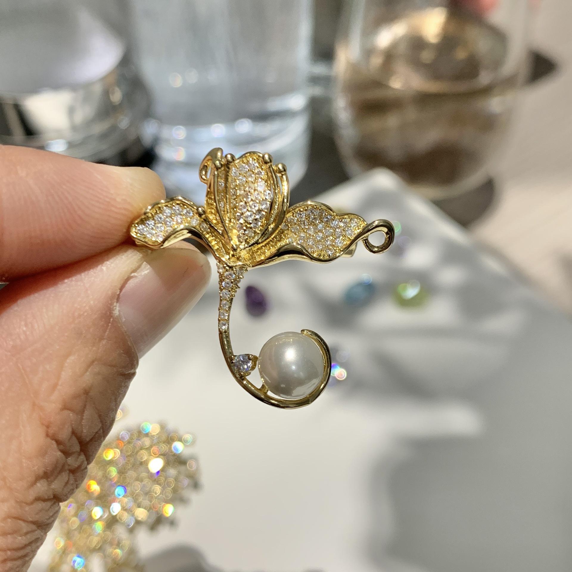 Bo Xin Yun Korean Zircon  Pearl Lotus Brooch Lapel Pin
