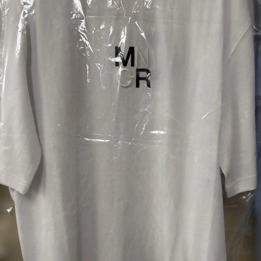 

[USED] MNCR White T-shirt Official