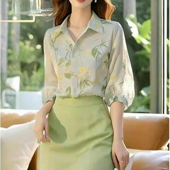 2025 Elegant Women's Floral Lapel Blouse - Autumn/Spring Versatile French Style