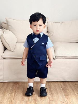 Completo Gilet Estivo da Ragazzo Stile Gentiluomo Britannico: Abbigliamento Formale per il Primo Compleanno, Set a Manica Corta e Pantaloncini
