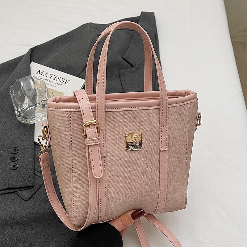 

Spring fashion Korean casual style portable bucket bag niche simple versatile commuter women s high-end messenger bag