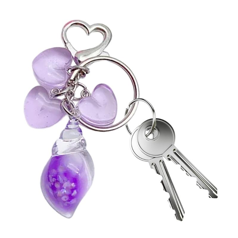 Fashionable Conch Keychain Bag Purse Adornment Stylish Heart Key Holder Cute Backpack Accessory Perfect for Any Occasion