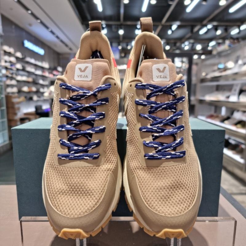 Veja Unisex Trekking Shoes Svju223dc18 168