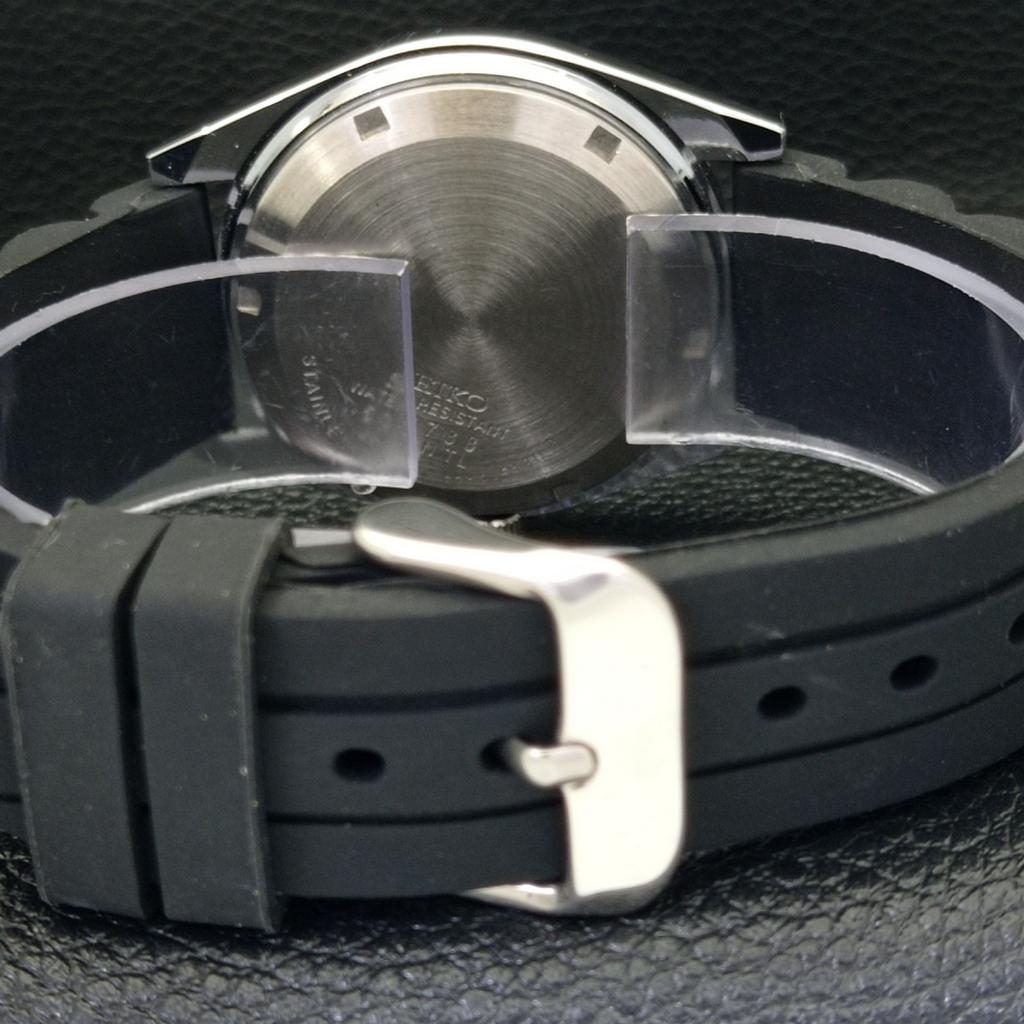 REFURBISHED SEIKO 5 AUTOMATIC MENS WATCH JAPAN MADE WHITE DIAL CUSTOM A440085-2 QV90-a440085