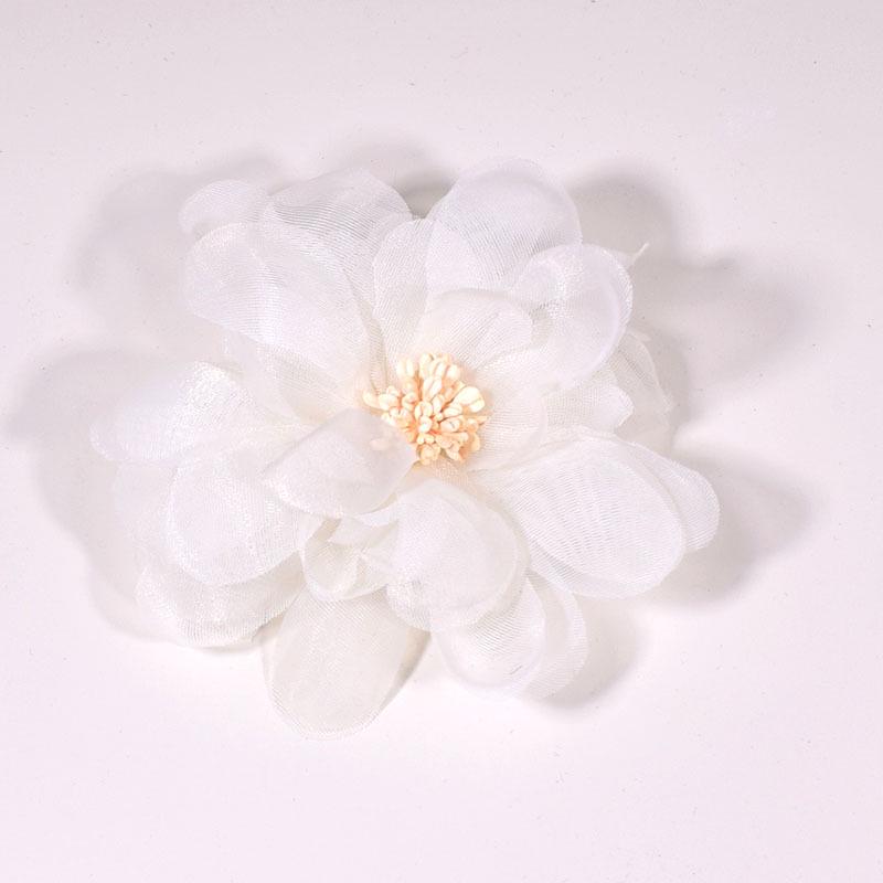 Accessori Fiore in Organza 2025: Decorazioni per Capelli, Scarpe e Vestiti Super Fatate Simulate