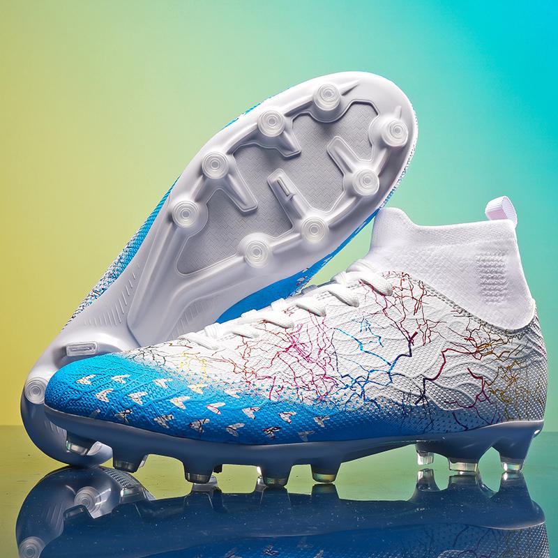Men Soccer Shoes Kids Football Boots Women Professional Soccer Cleats Antiskid Chaussure Football TF/FG Outdoor Football Shoes