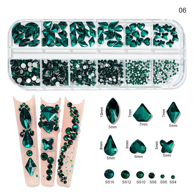 12 mřížek 3D safírově modré kamínky na nehty více tvarů plochý zadní strana skleněný diamant přívěsky na nehty DIY řemesla Oblečení Nehty Příslušenství