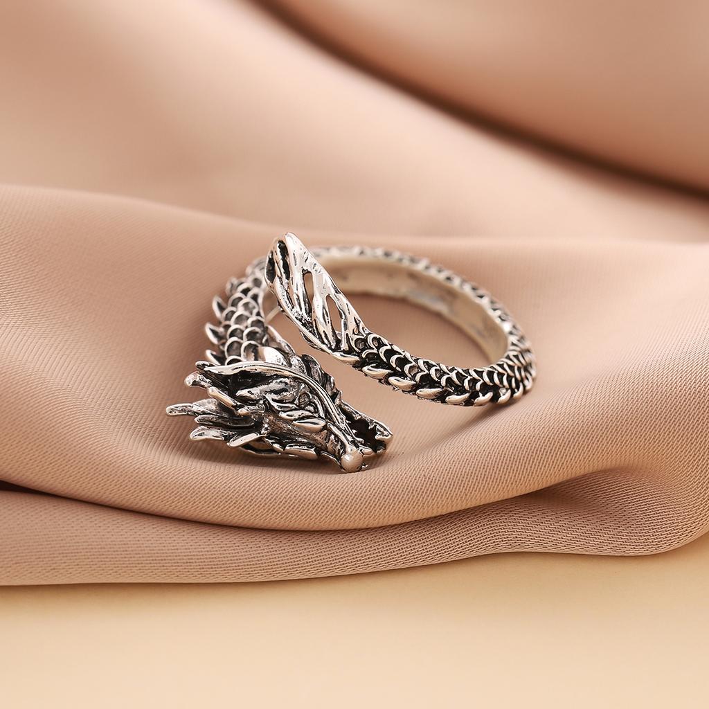 New Retro Thai Silver Domineering Dragon 925 Silver Jewelry Personality Zodiac Creative Popular Opening Rings R239