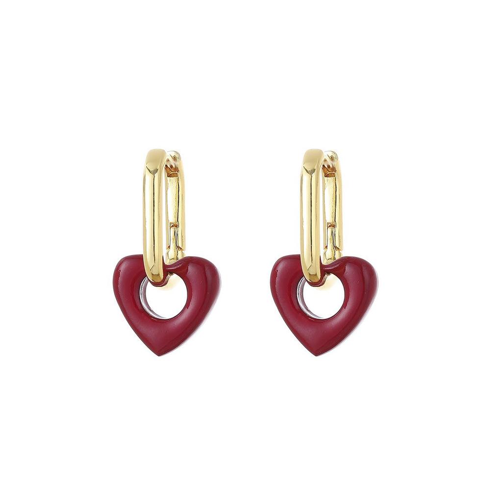 Autumn-Winter Minimalist Retro Red Heart Earrings: High-End Light Luxury for Women